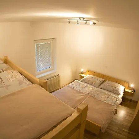 Διαμέρισμα Demec *