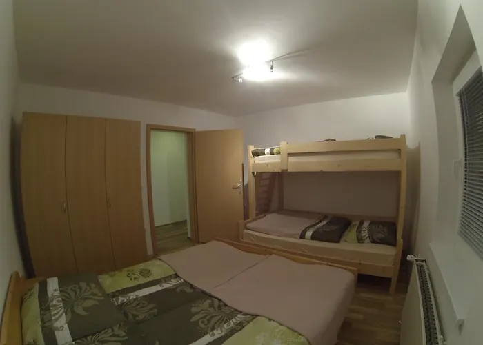 Апартаменты Demec *